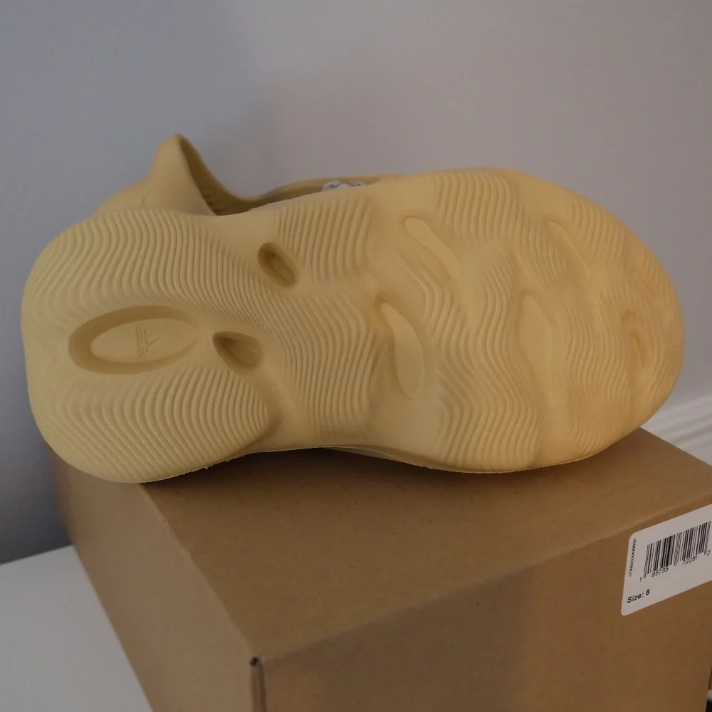 Yeezy Foam runner 'Desert Sand' - Picture 5 of 5